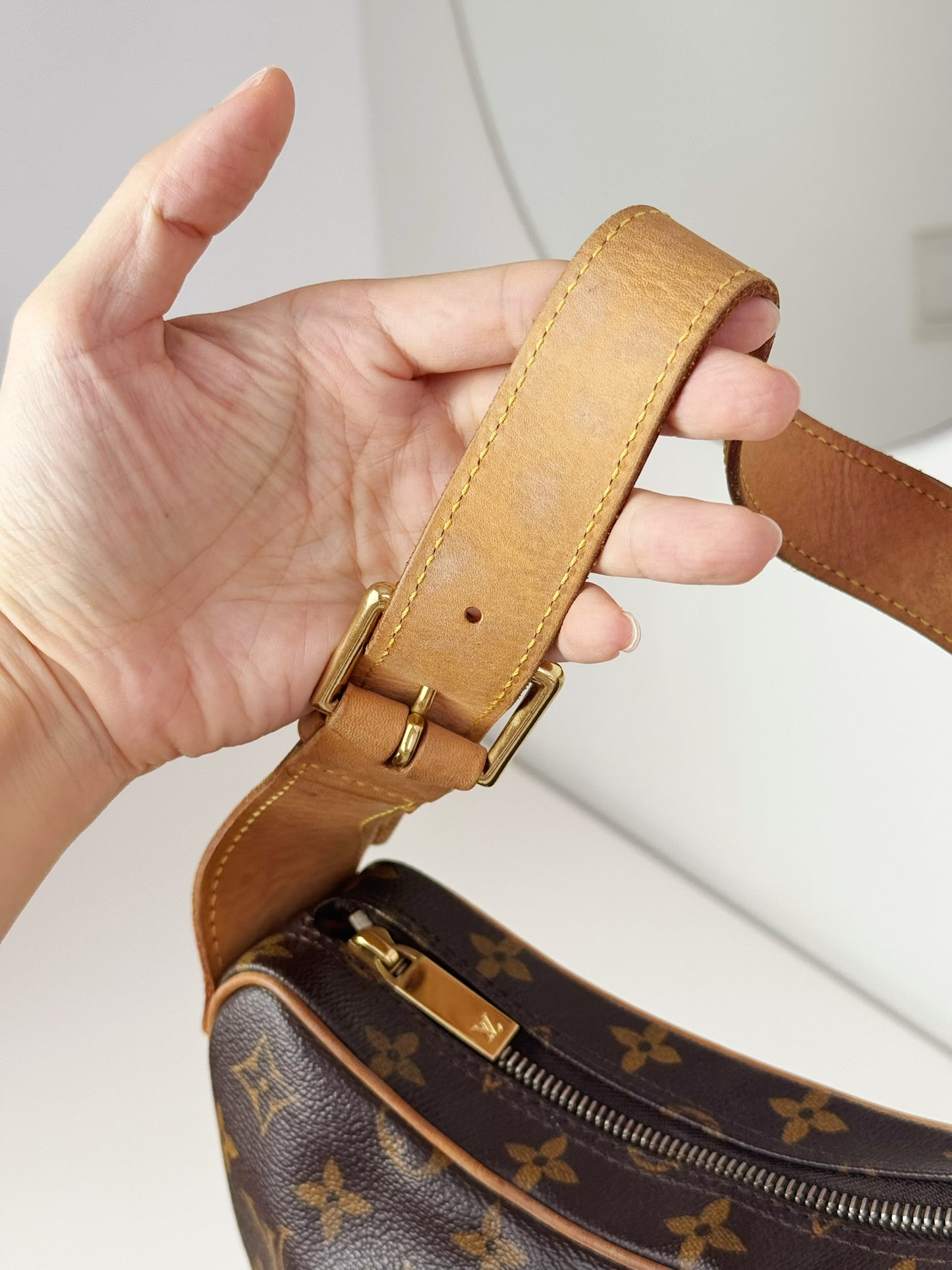 Louis Vuitton Vintage Croissant MM Shoulder Bag