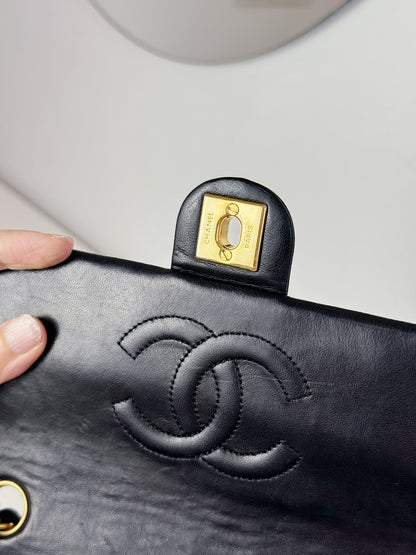 Chanel Vintage Classic Flap 20 Lambskin Crossbody Bag