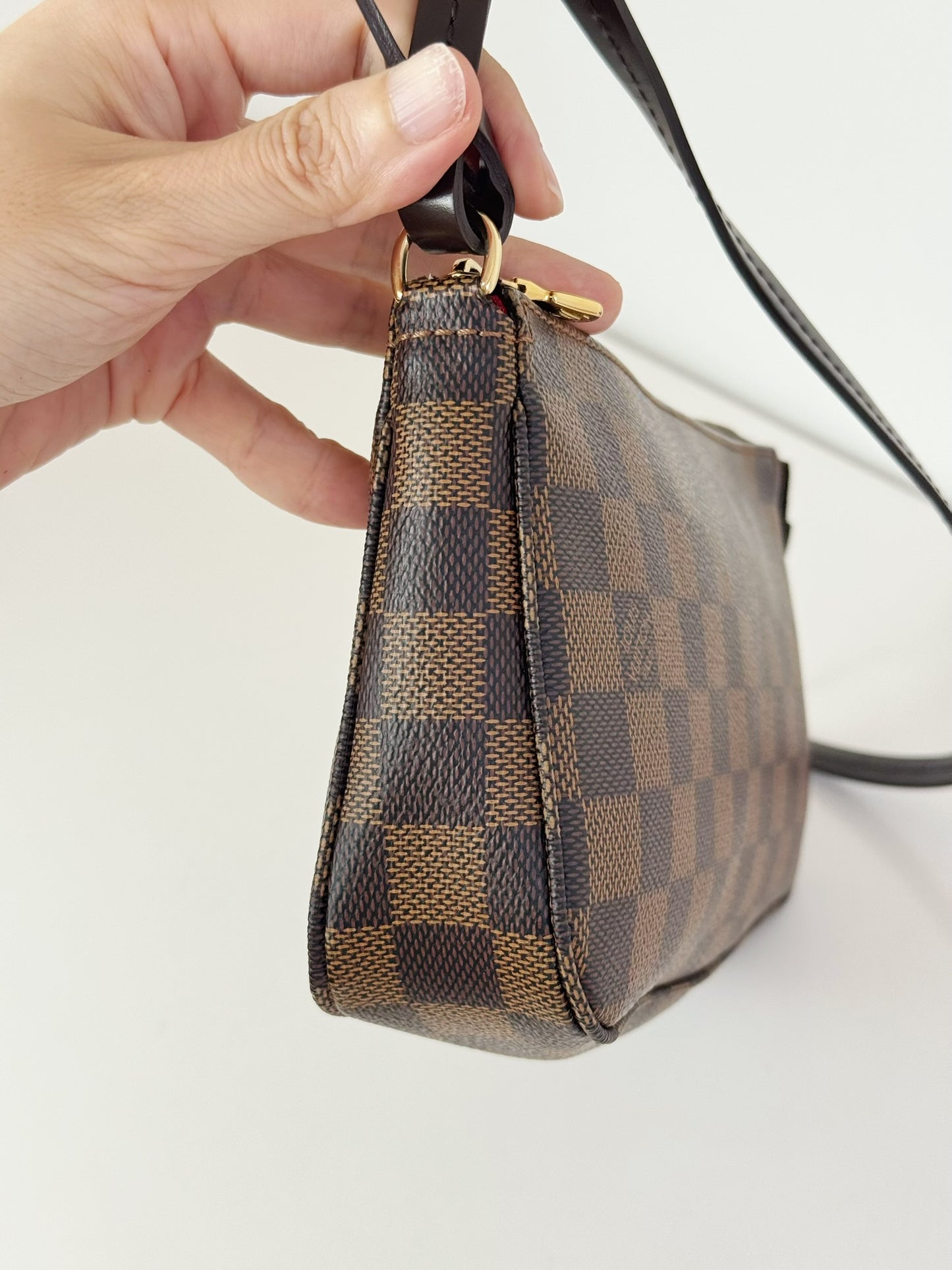 Louis Vuitton Damier Pochette Accessoires Shoulder Crossbody Bag