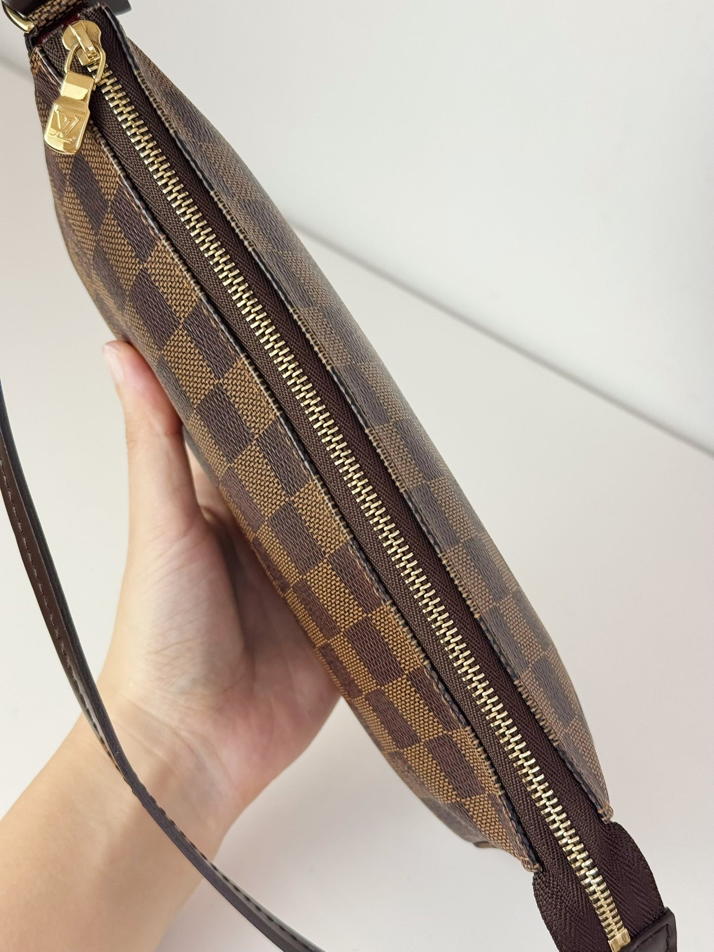 Louis Vuitton Damier Pochette Accessoires Shoulder Crossbody Bag