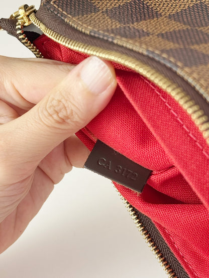 Louis Vuitton Damier Pochette Accessoires Shoulder Crossbody Bag