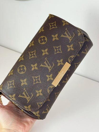 Louis Vuitton Vintage Favorite PM Shoulder Crossbody Bag