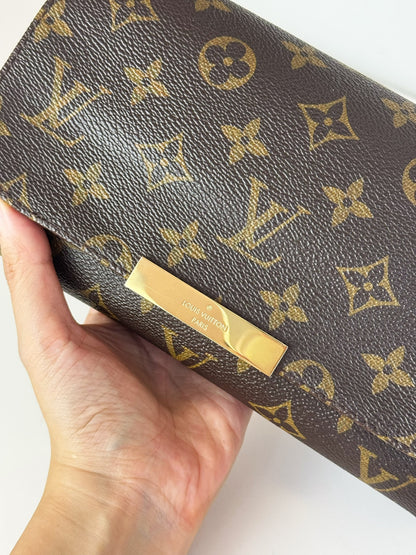Louis Vuitton Vintage Favorite PM Shoulder Crossbody Bag