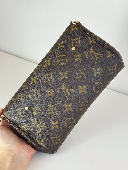 Louis Vuitton Vintage Favorite PM Shoulder Crossbody Bag