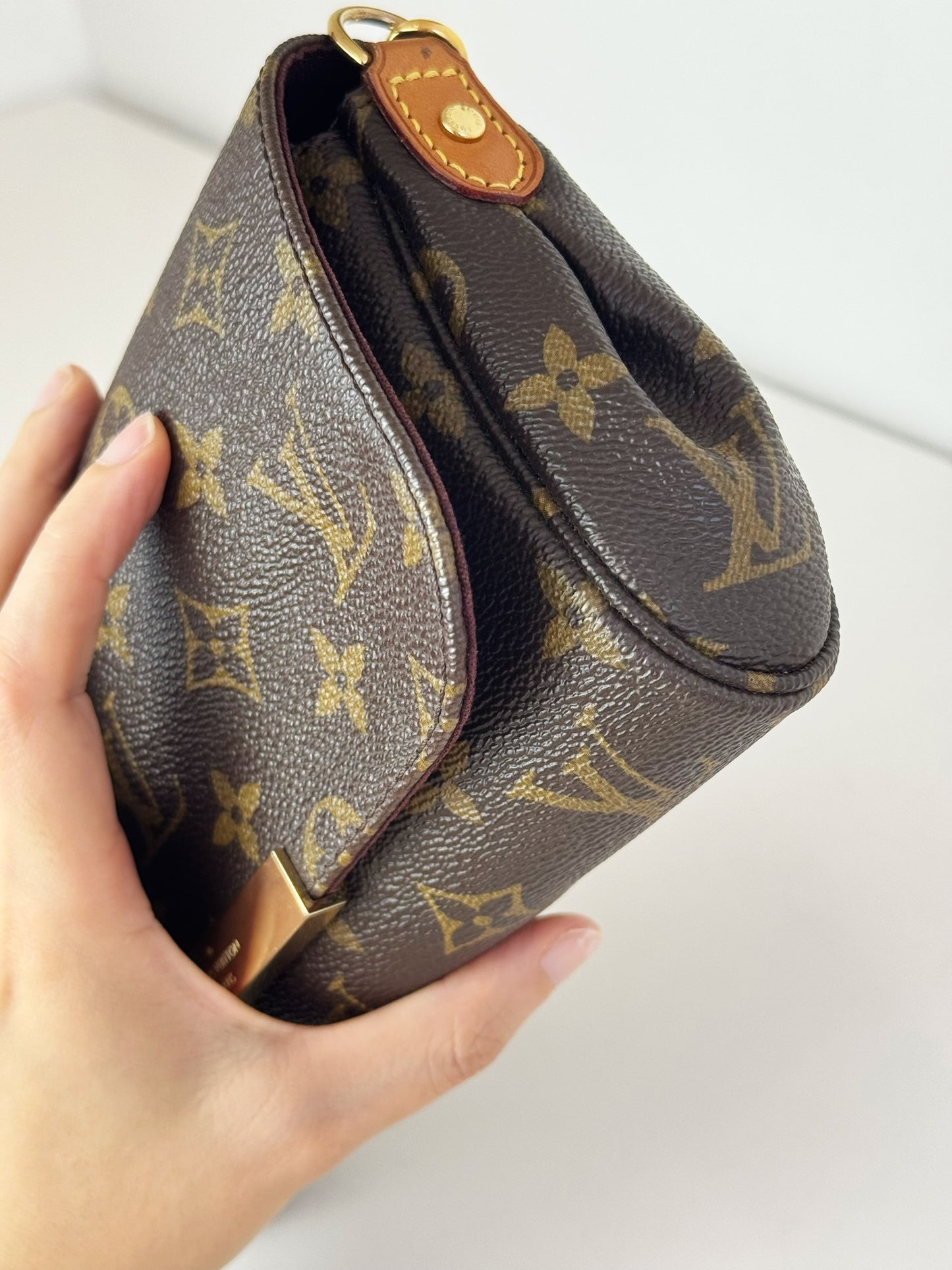Louis Vuitton Vintage Favorite PM Shoulder Crossbody Bag