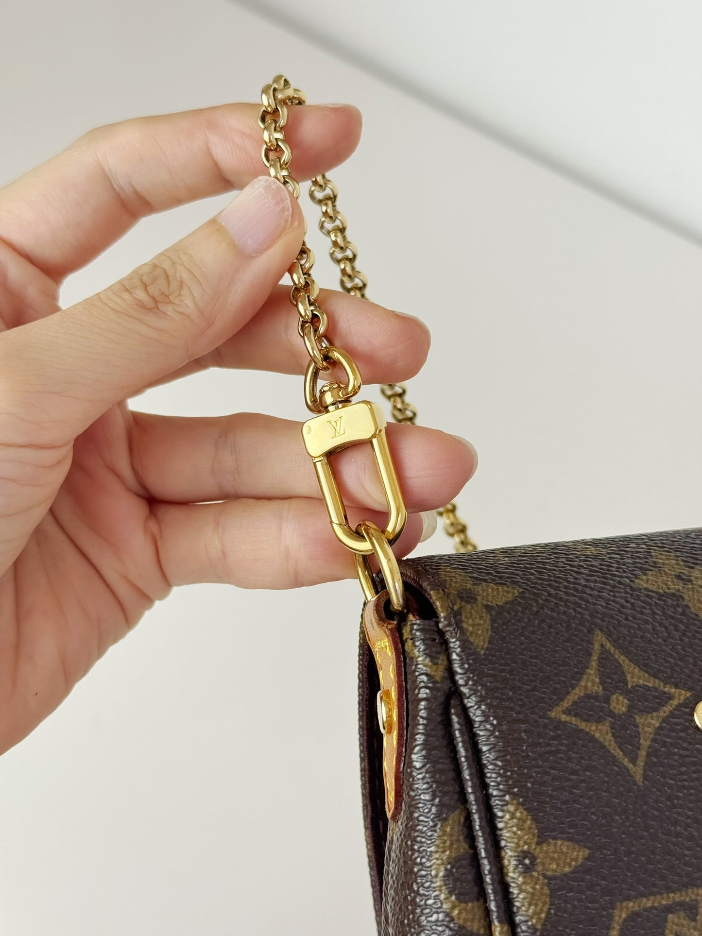 Louis Vuitton Vintage Favorite PM Shoulder Crossbody Bag