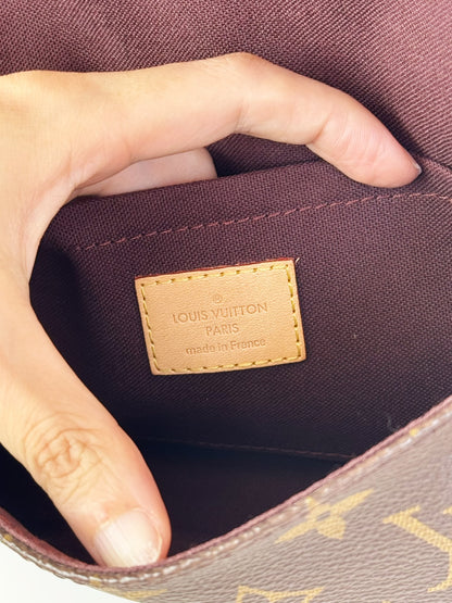 Louis Vuitton Vintage Favorite PM Shoulder Crossbody Bag