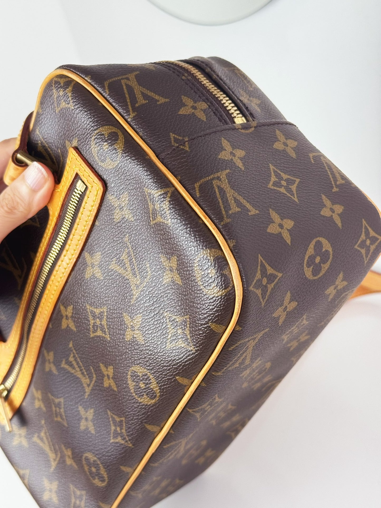 Louis Vuitton Vintage Cite MM Shoulder Bag
