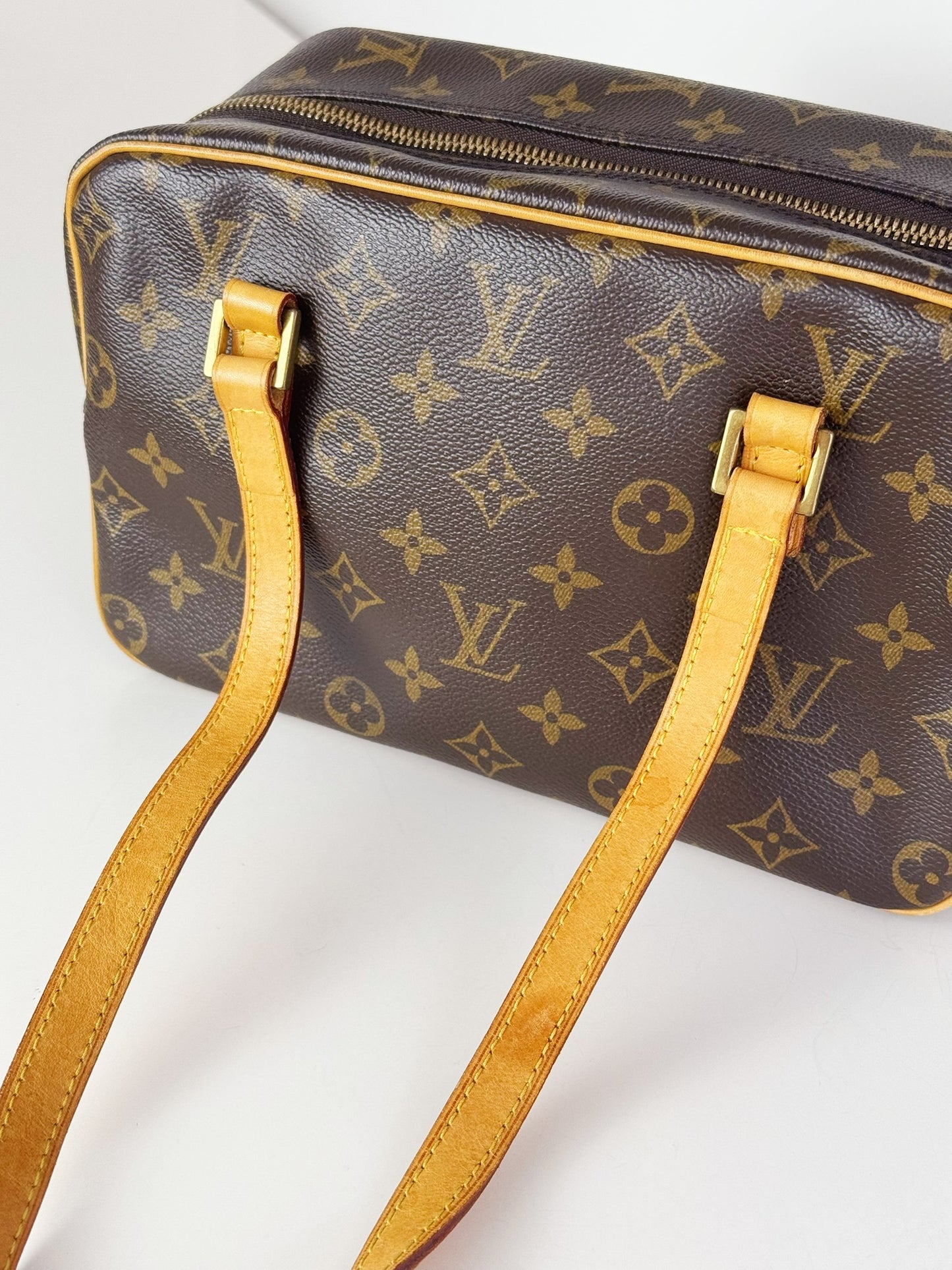 Louis Vuitton Vintage Cite MM Shoulder Bag