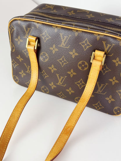 Louis Vuitton Vintage Cite MM Shoulder Bag