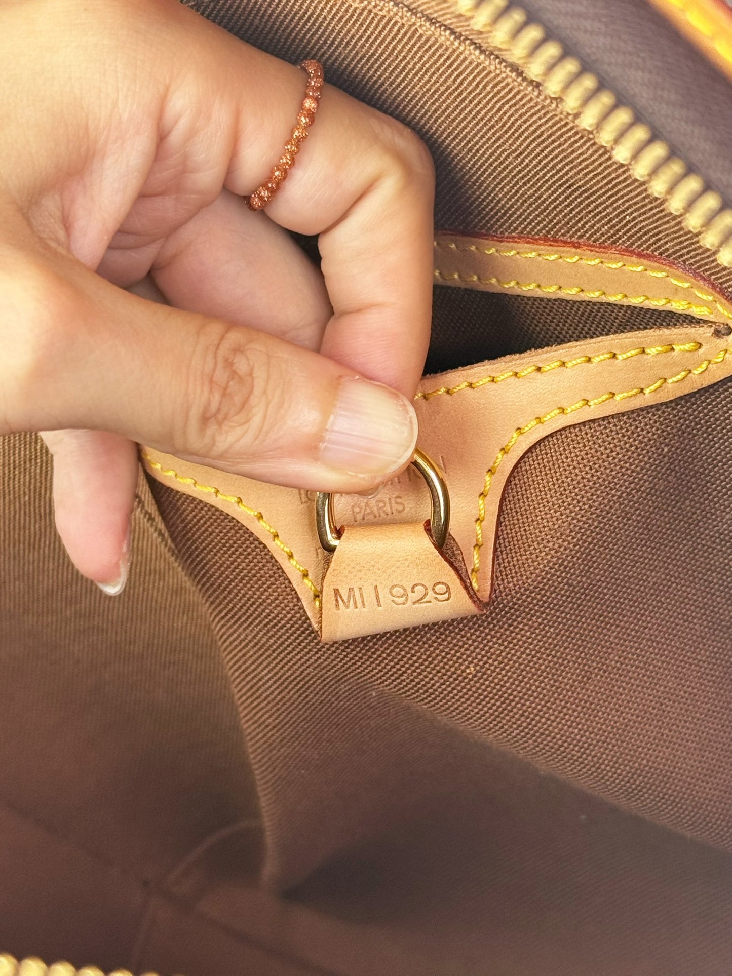 Louis Vuitton Vintage Ellipse Top Handle Crossbody Bag