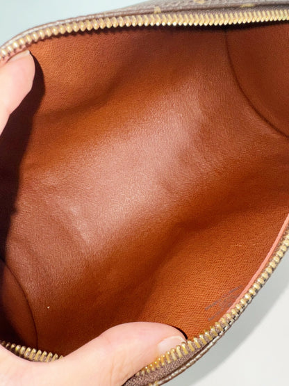 Louis Vuitton Vintage Papillon 30 Handbag Crossbody Bag