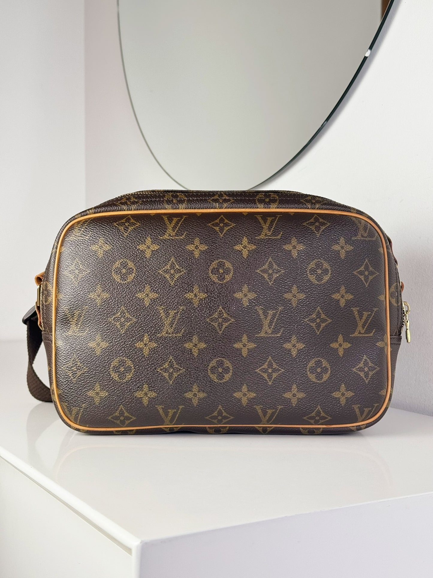 Louis Vuitton Vintage Reporter Shoulder Crossbody Bag