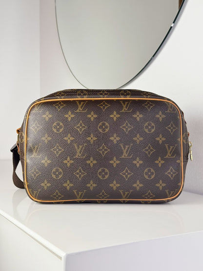 Louis Vuitton Vintage Reporter Shoulder Crossbody Bag