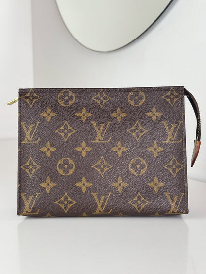 Louis Vuitton Vintage Toiletry 19 Handbag Pouch