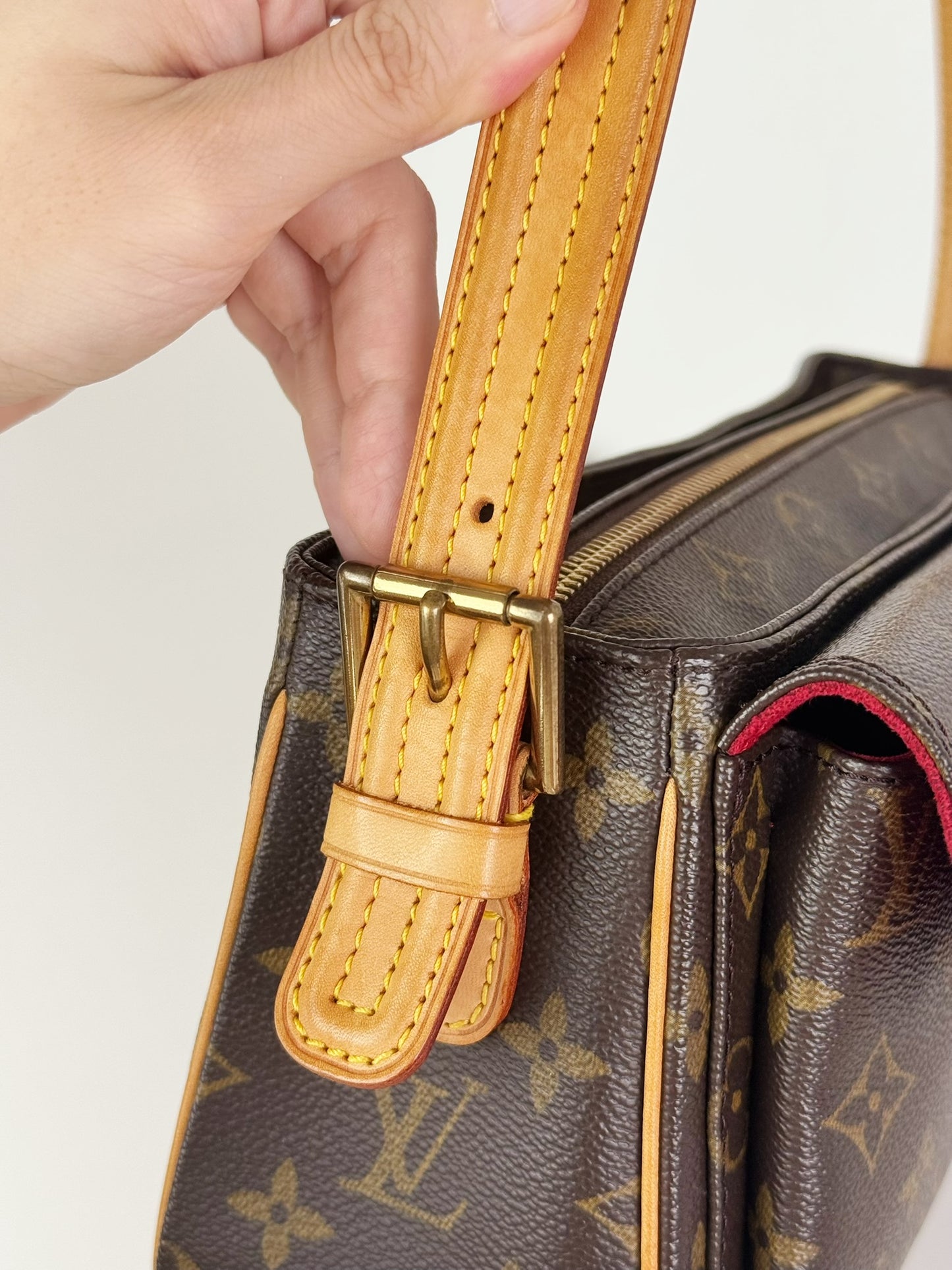 Louis Vuitton Viva Cite MM Shoulder Crossbody Bag