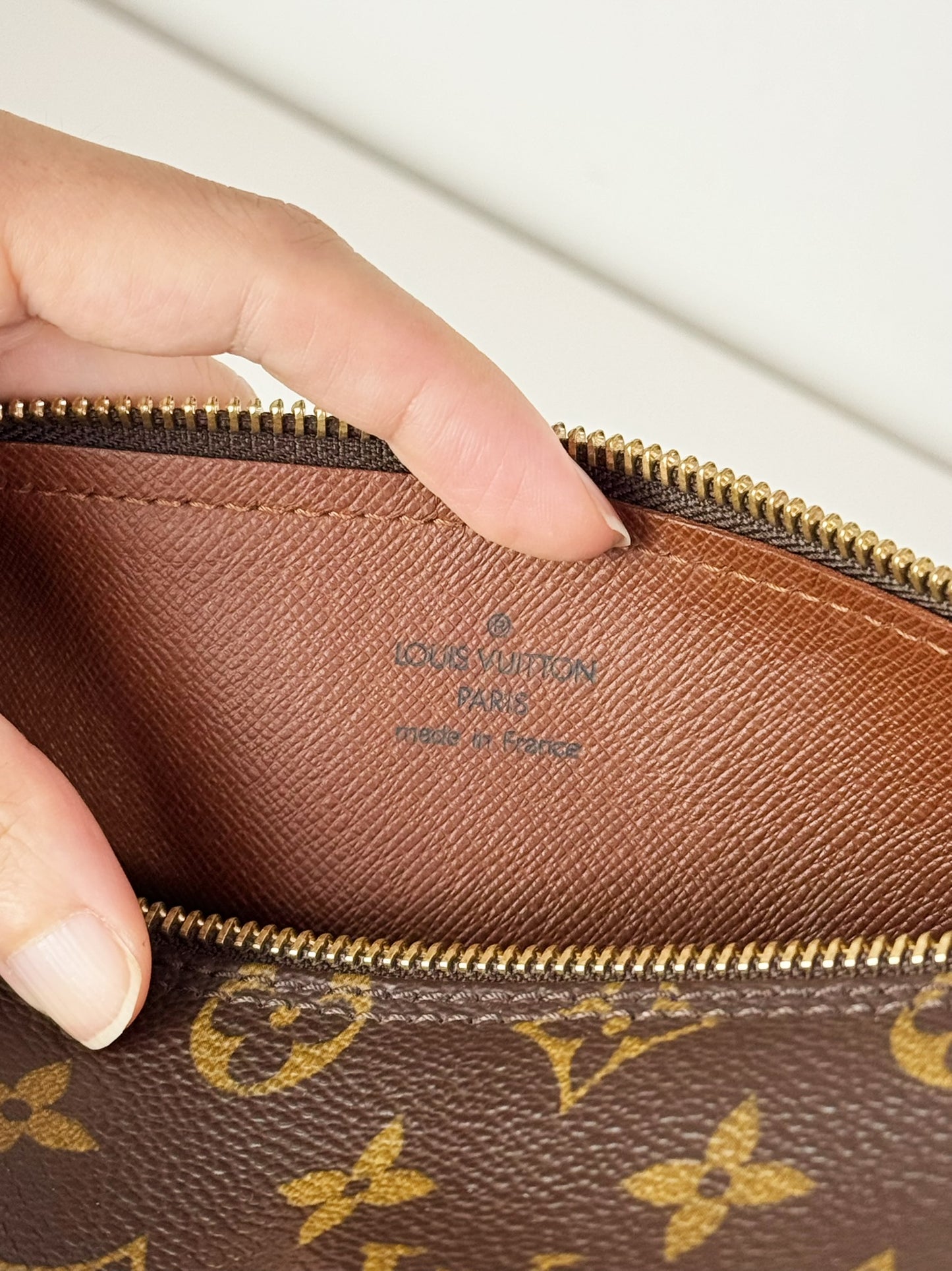 Louis Vuitton Vintage Papillon 26 Handbag Crossbody Bag