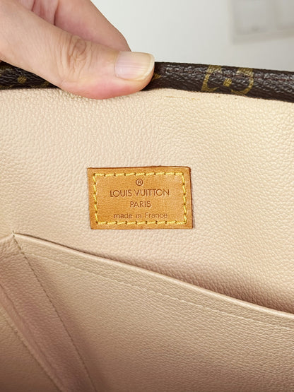 Louis Vuitton Vintage Sac Plat Handbag Tote Crossbody Bag