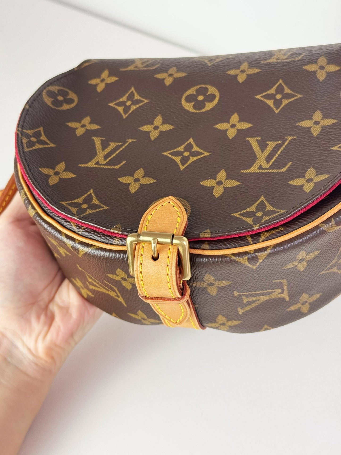 Louis Vuitton Vintage Tambourine Crossbody Bag