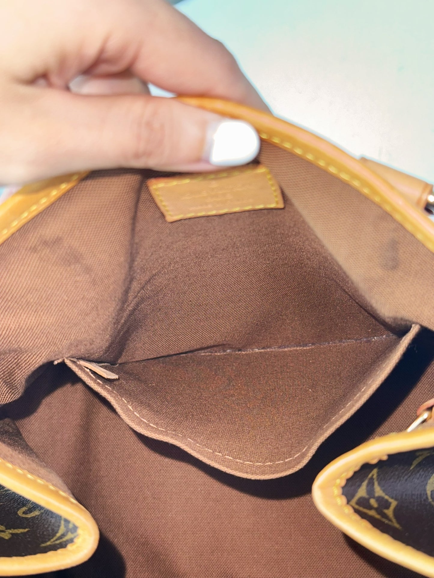 Louis Vuitton Vintage Batignolles Crossbody Bag
