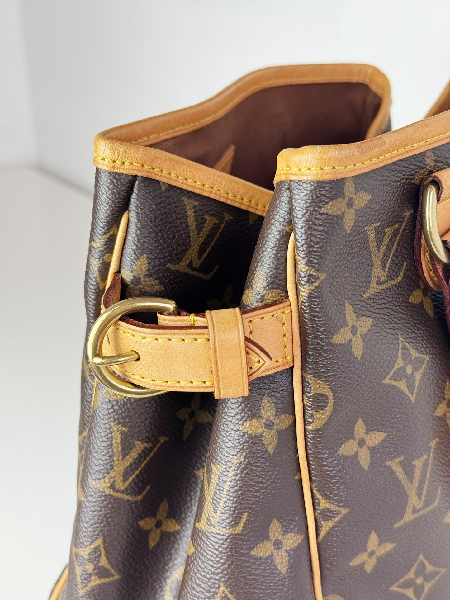 Louis Vuitton Vintage Batignolles Crossbody Bag