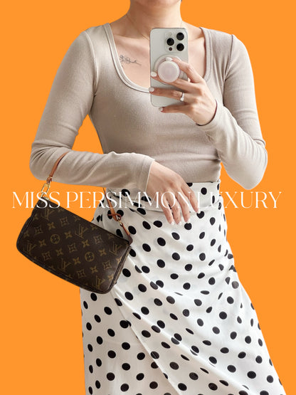 Louis Vuitton Vintage Pochette Accessoires Shoulder Crossbody Bag