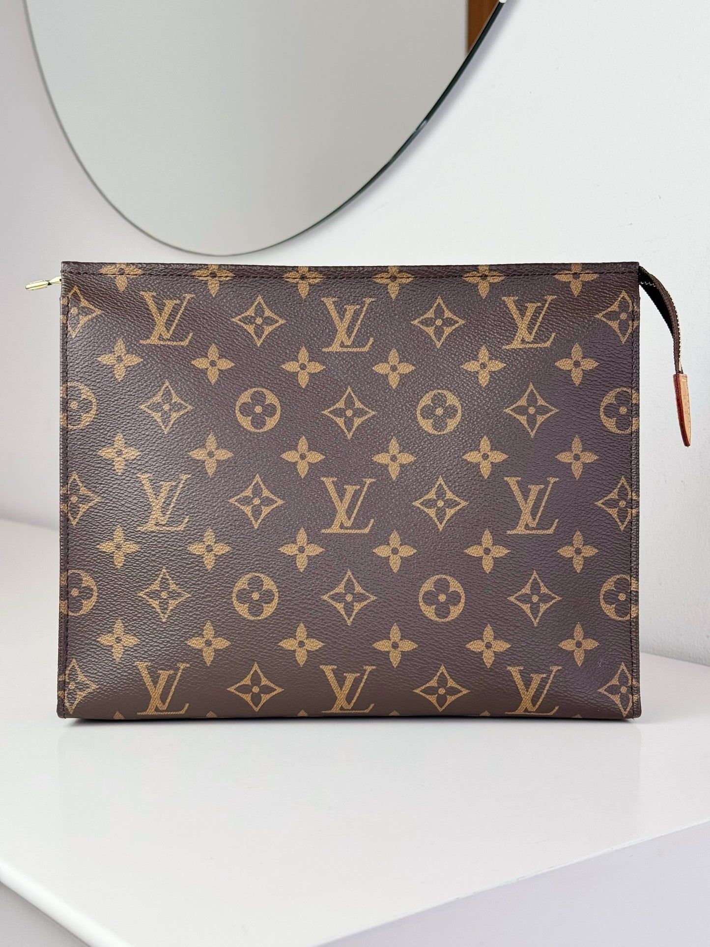 Louis Vuitton Vintage Toiletry 26 Handbag Crossbody Bag