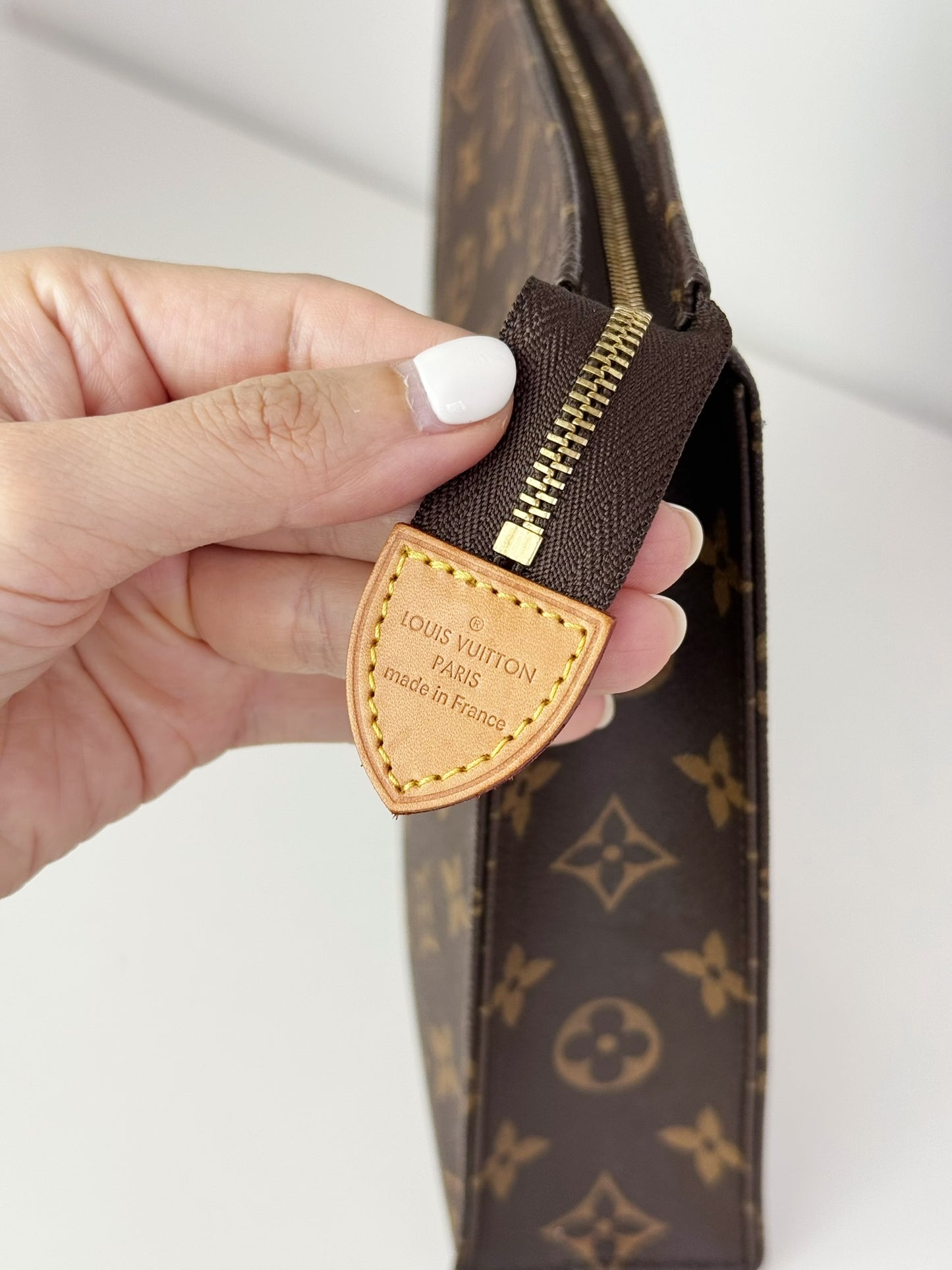 Louis Vuitton Vintage Toiletry 26 Handbag Crossbody Bag
