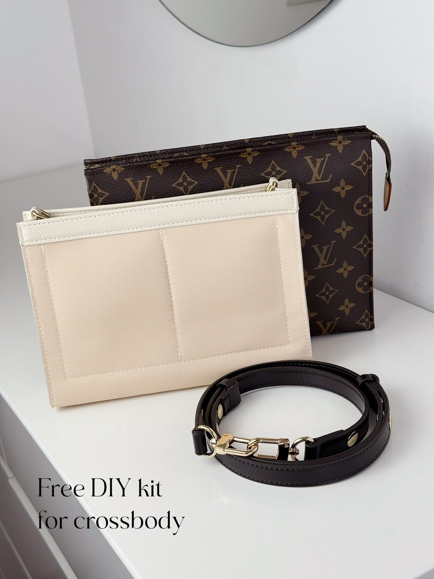 Louis Vuitton Vintage Toiletry 26 Handbag Crossbody Bag