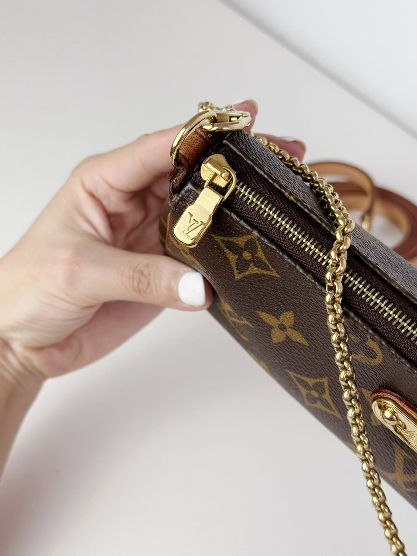 Louis Vuitton Vintage Eva Shoulder Crossbody Bag