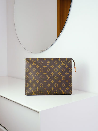 Louis Vuitton Vintage Toiletry 26 Handbag Crossbody Bag