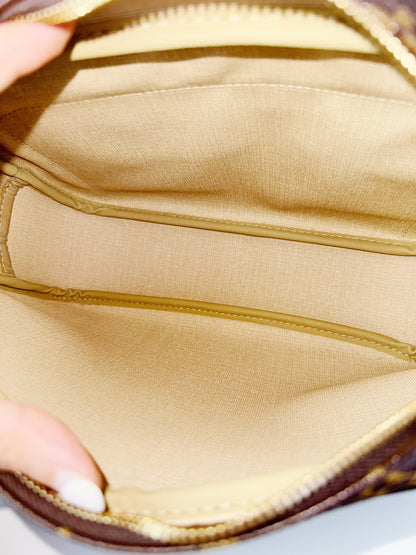 Louis Vuitton Vintage Reporter Shoulder Crossbody Bag