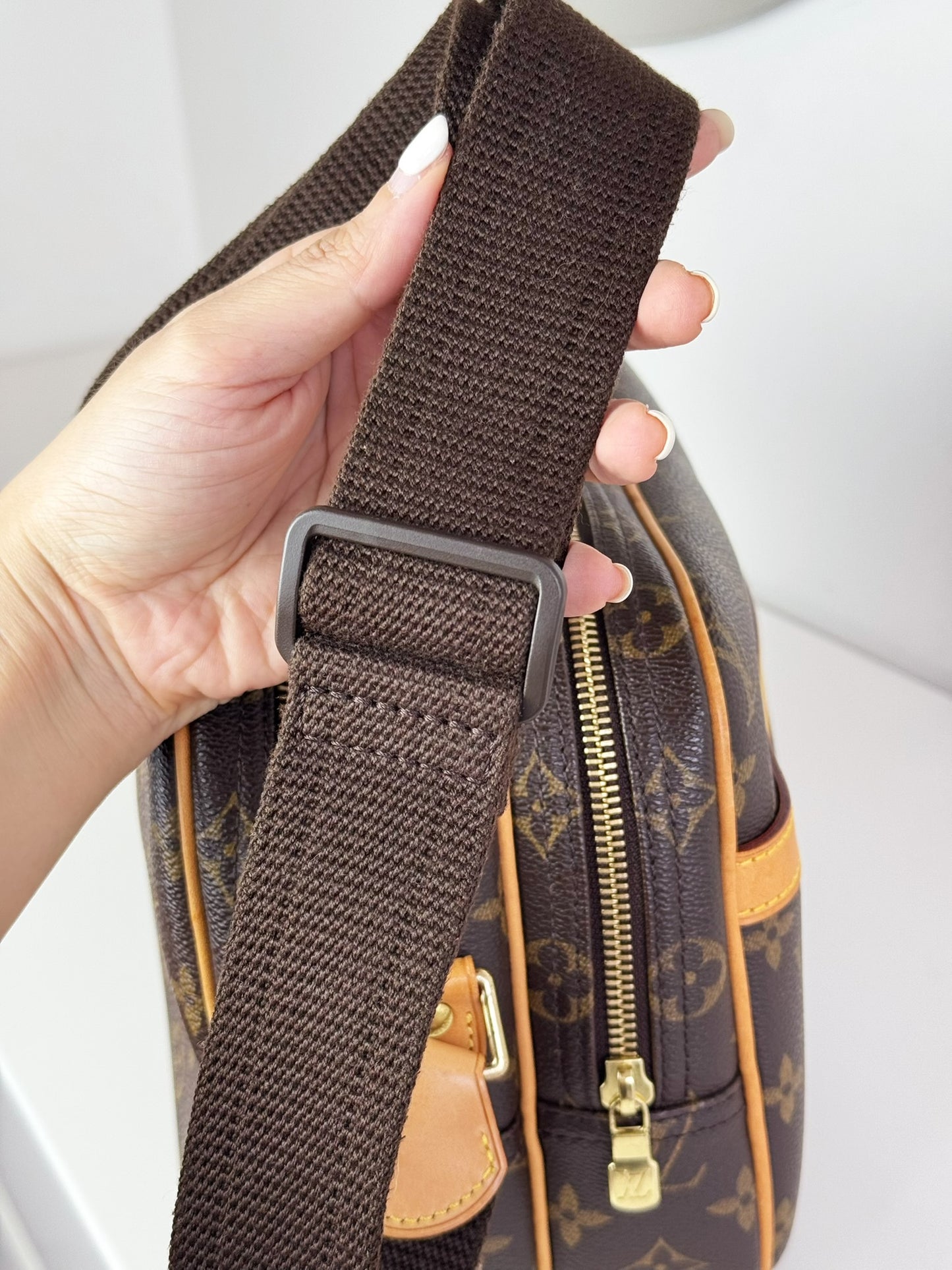 Louis Vuitton Vintage Reporter Shoulder Crossbody Bag