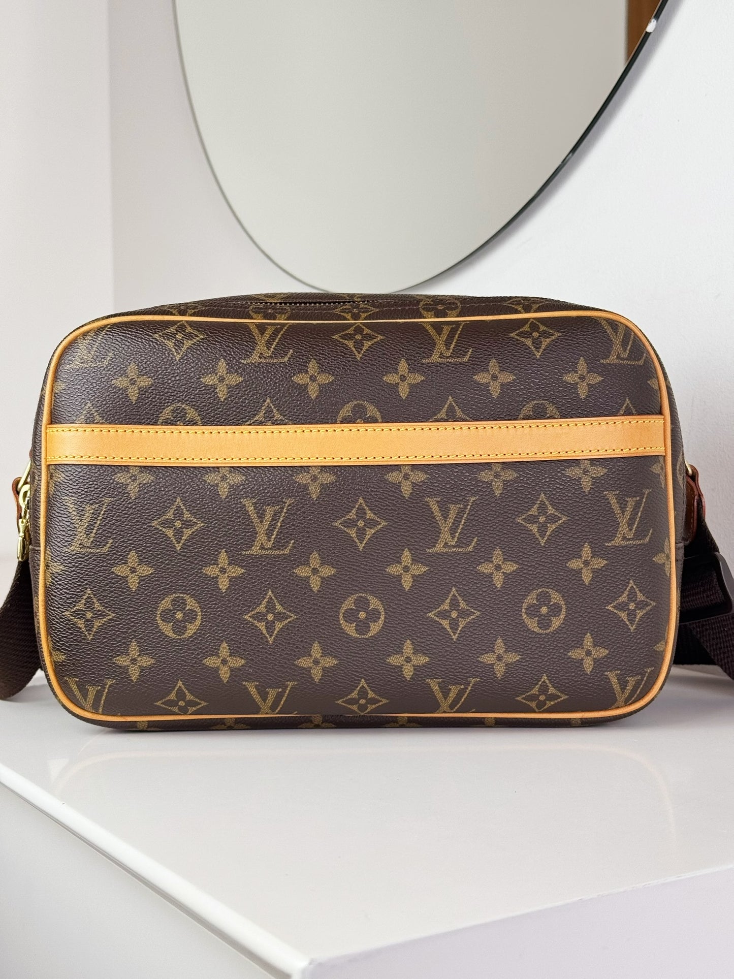 Louis Vuitton Vintage Reporter Shoulder Crossbody Bag