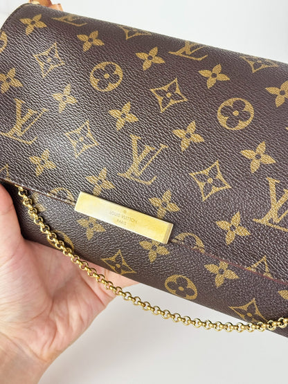 Louis Vuitton Vintage Favorite MM Shoulder Crossbody Bag
