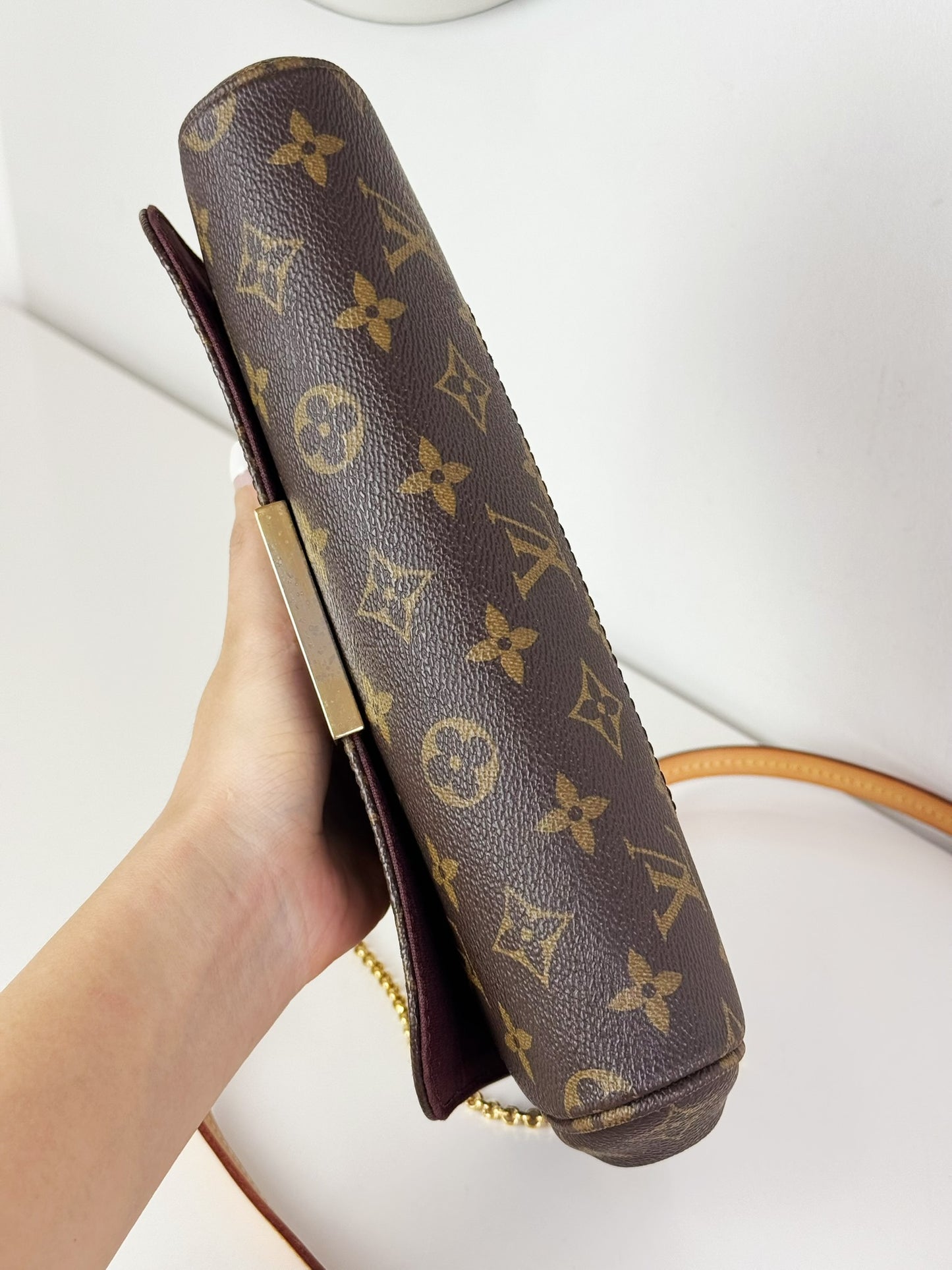 Louis Vuitton Vintage Favorite MM Shoulder Crossbody Bag