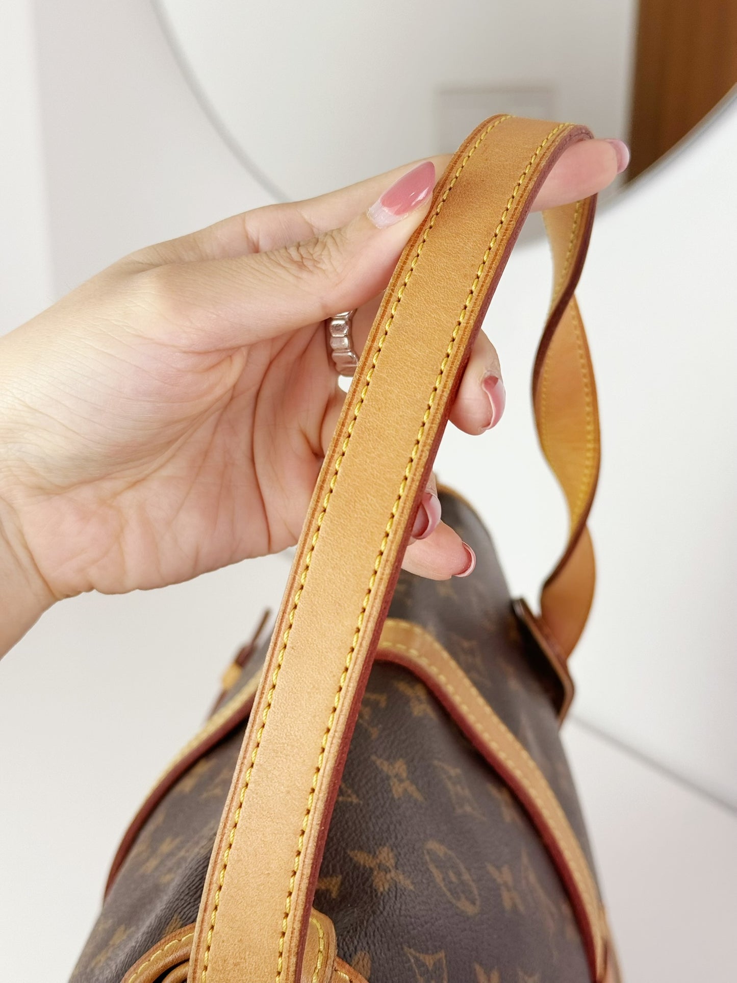 Louis Vuitton Vintage Saumur 30 Shoulder Crossbody Bag