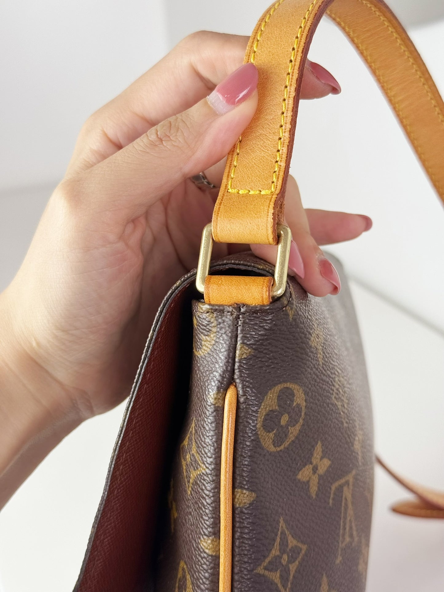 Louis Vuitton Musette Tango Shoulder Crossbody Bag