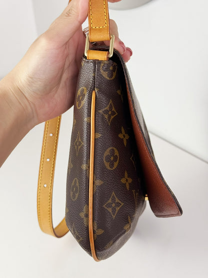 Louis Vuitton Musette Tango Shoulder Crossbody Bag