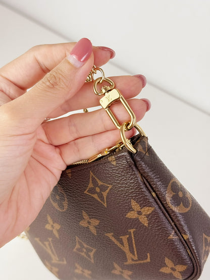 Louis Vuitton Vintage Mini Pochette Accessoires Shoulder Crossbody Bag