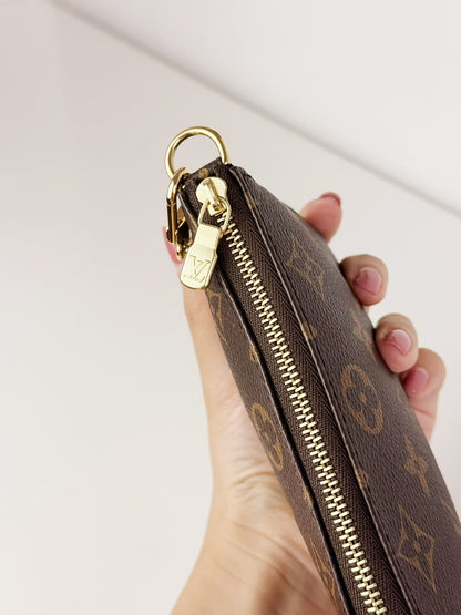 Louis Vuitton Vintage Mini Pochette Accessoires Shoulder Crossbody Bag