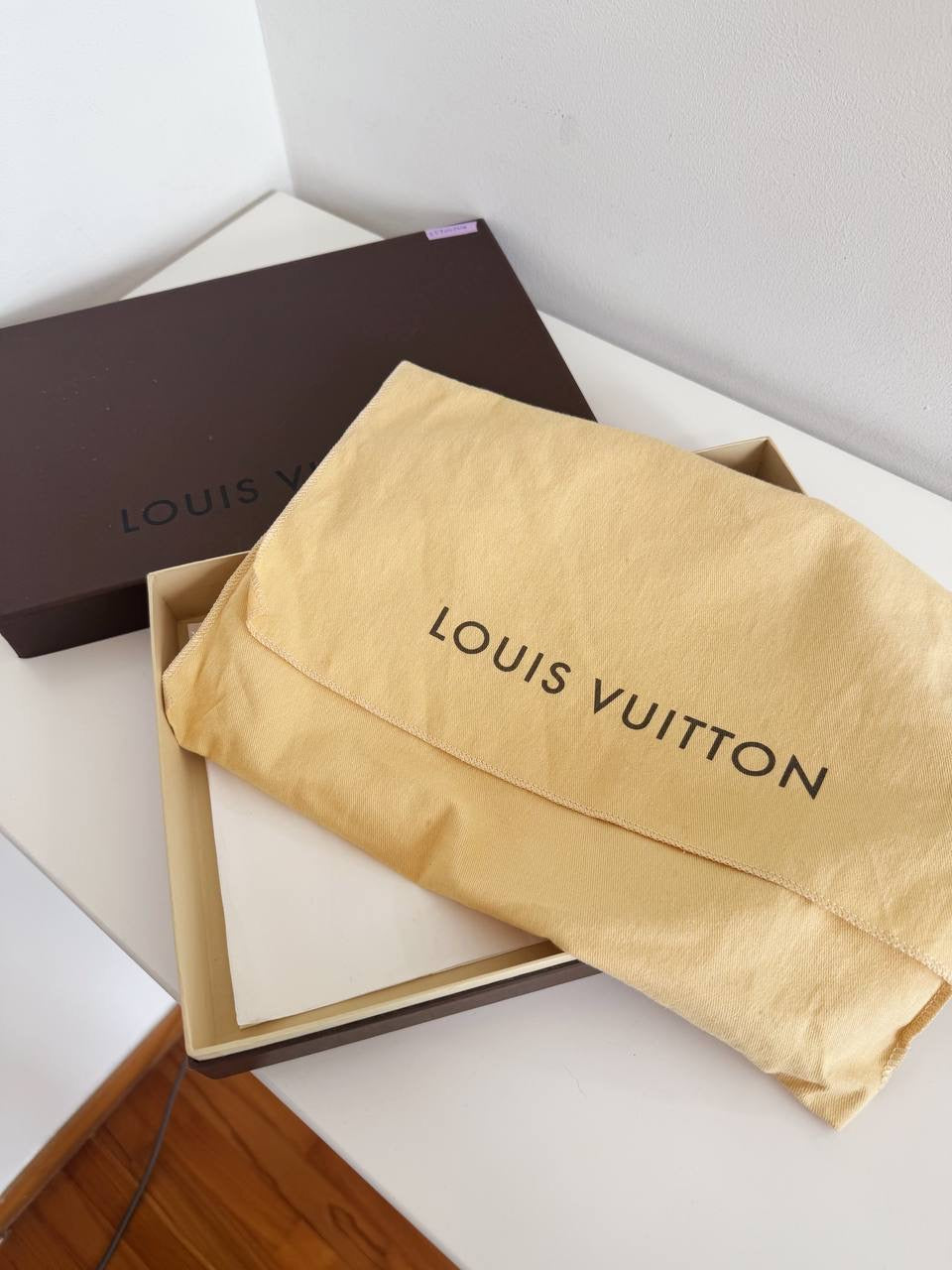 Louis Vuitton Vintage Damier Favorite Shoulder Crossbody Bag