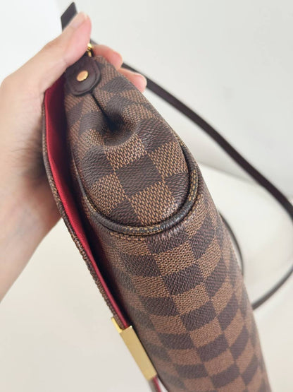Louis Vuitton Vintage Damier Favorite Shoulder Crossbody Bag