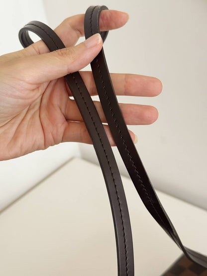 Louis Vuitton Vintage Damier Favorite Shoulder Crossbody Bag