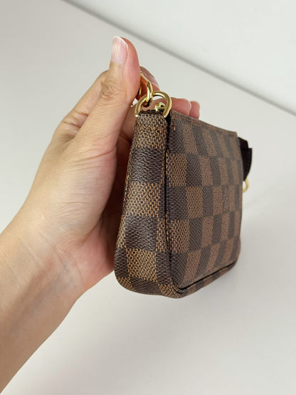 Louis Vuitton Vintage Mini Damier Pochette Accessoires Shoulder Crossbody Bag