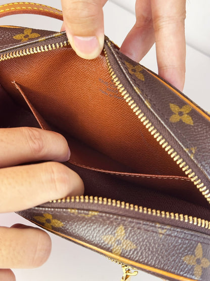 Louis Vuitton Vintage Cite PM Shoulder Bag