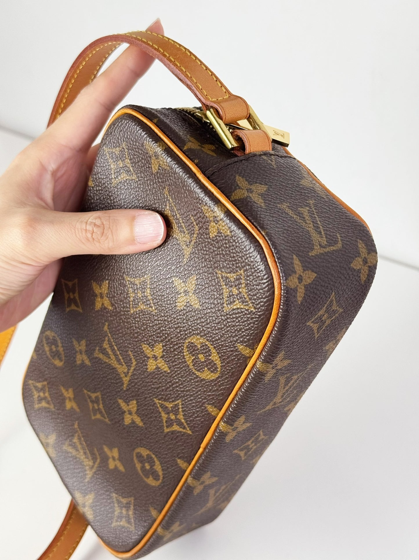 Louis Vuitton Vintage Cite PM Shoulder Bag