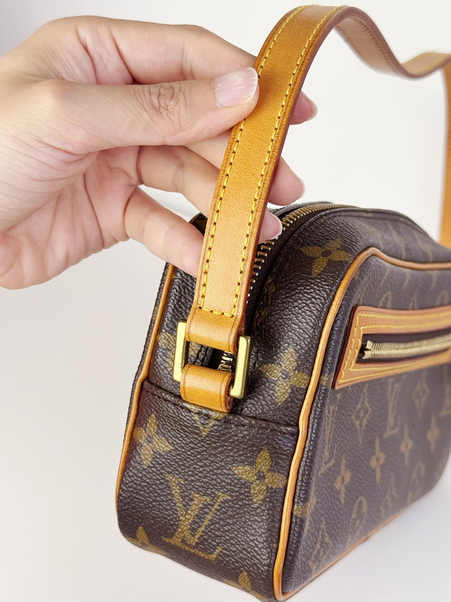 Louis Vuitton Vintage Cite PM Shoulder Bag