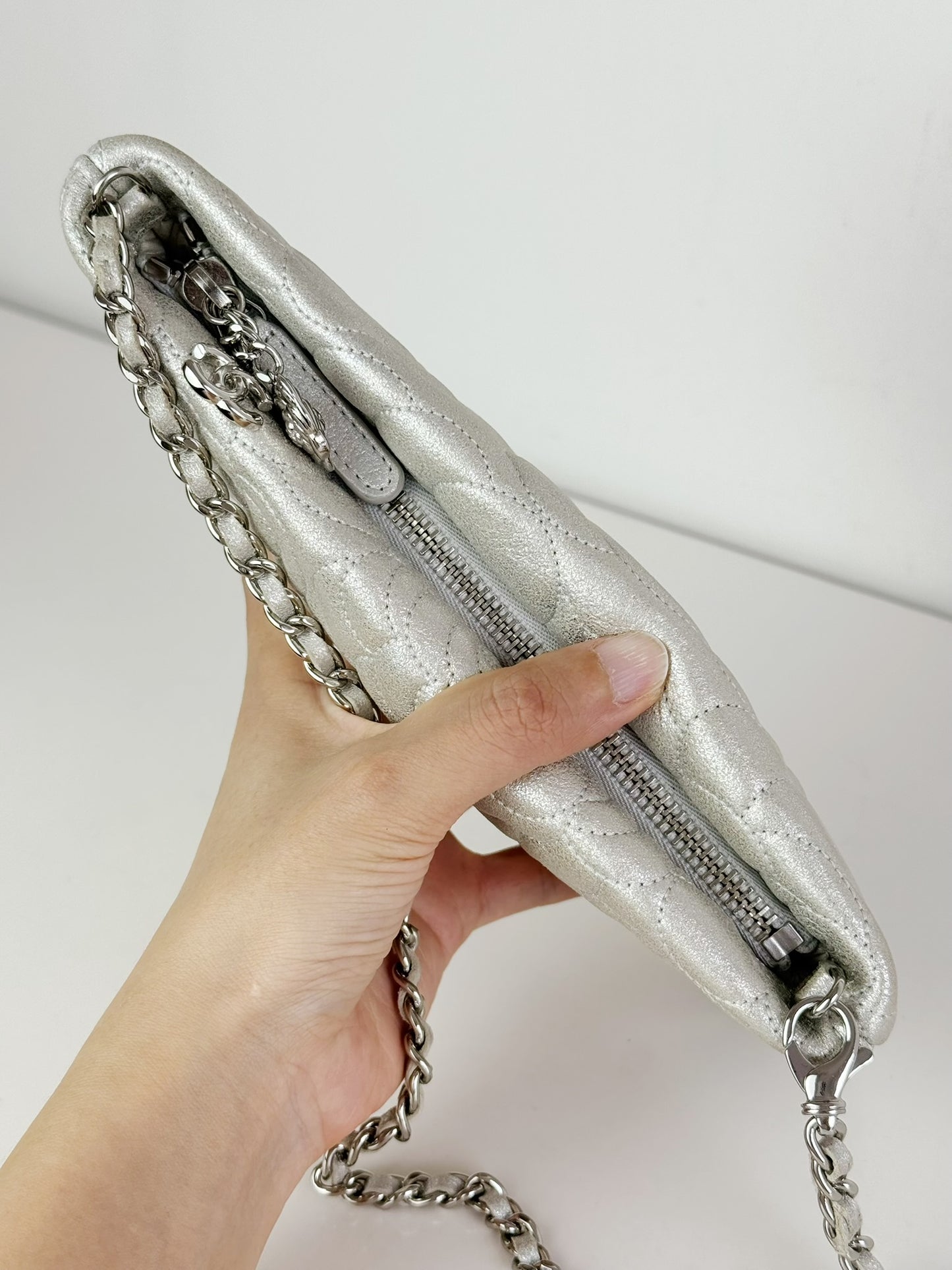 Chanel Silver Camellia Chain Pouch Handbag Shoulder Bag