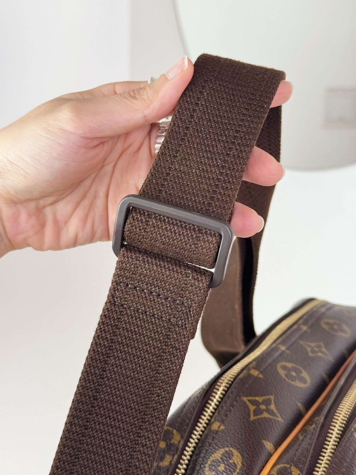 Louis Vuitton Vintage Reporter Shoulder Crossbody Bag
